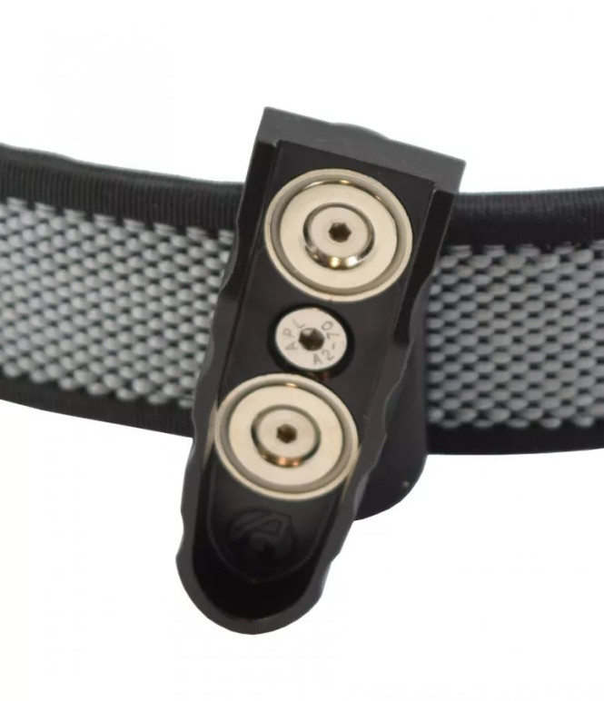 Double Alpha Racer Outward Facing Magnetic Pouch STI/2011